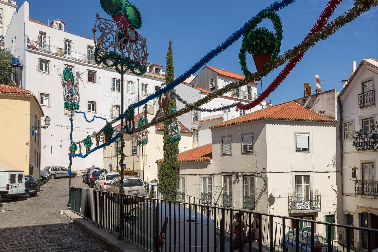Design Apartment In Typical Alfama Lisboa Exteriör bild