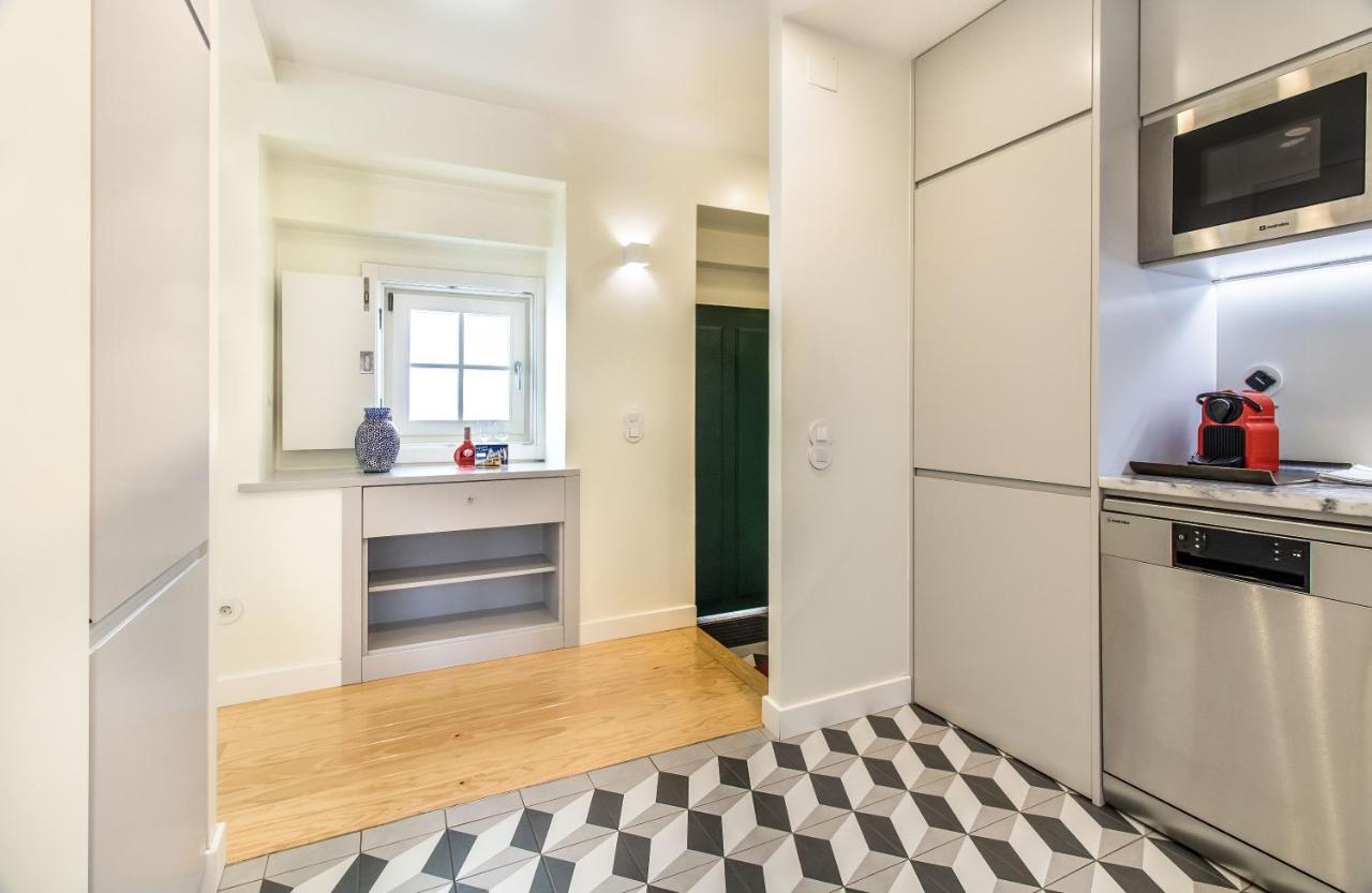Design Apartment In Typical Alfama Lisboa Exteriör bild