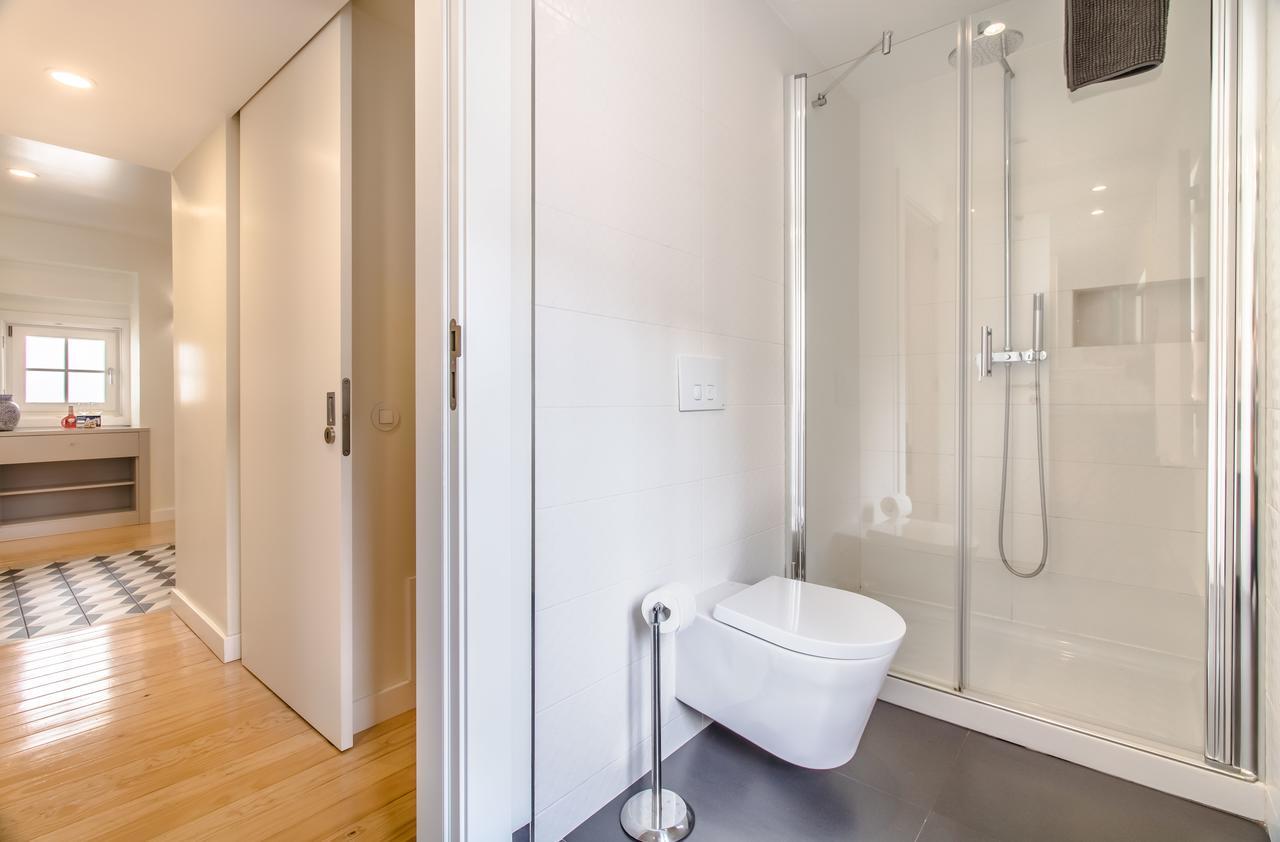 Design Apartment In Typical Alfama Lisboa Exteriör bild