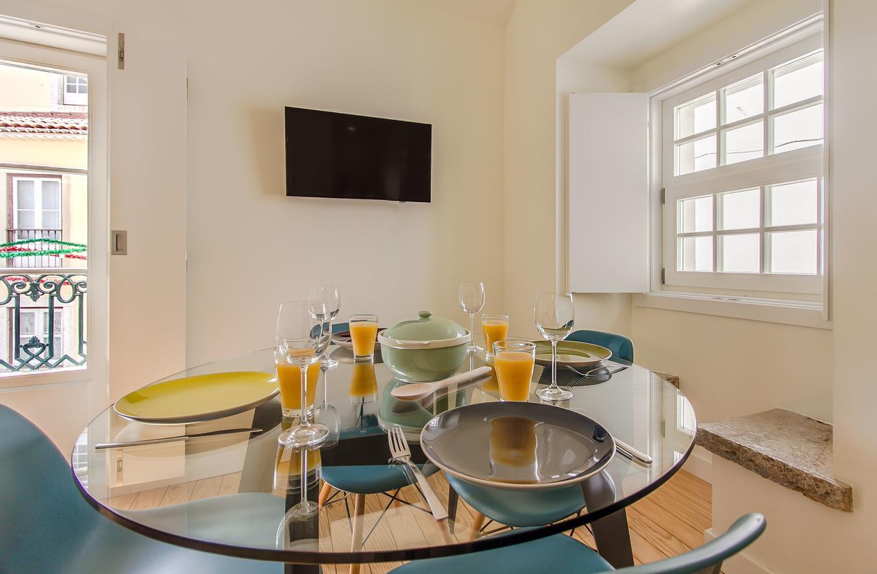 Design Apartment In Typical Alfama Lisboa Exteriör bild